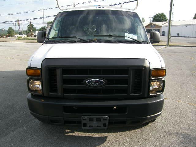 2008 Ford Econoline SE Truck