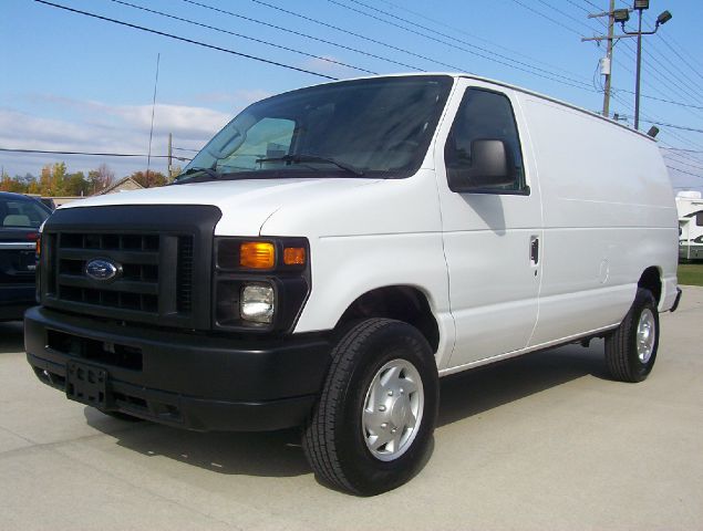 2008 Ford Econoline GT Deluxe Bullitt