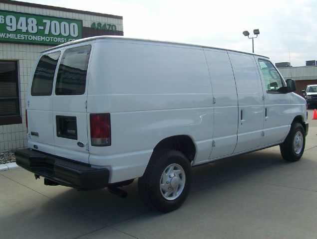 2008 Ford Econoline GT Deluxe Bullitt
