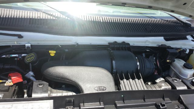 2008 Ford Econoline Awd-turbo