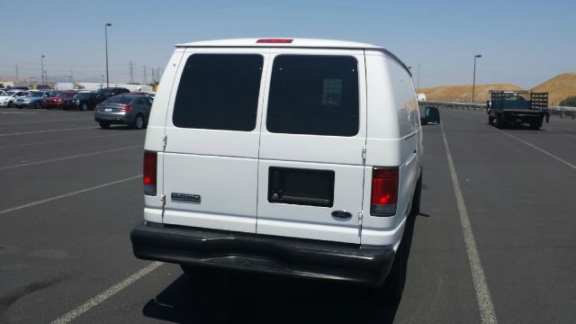 2008 Ford Econoline Awd-turbo
