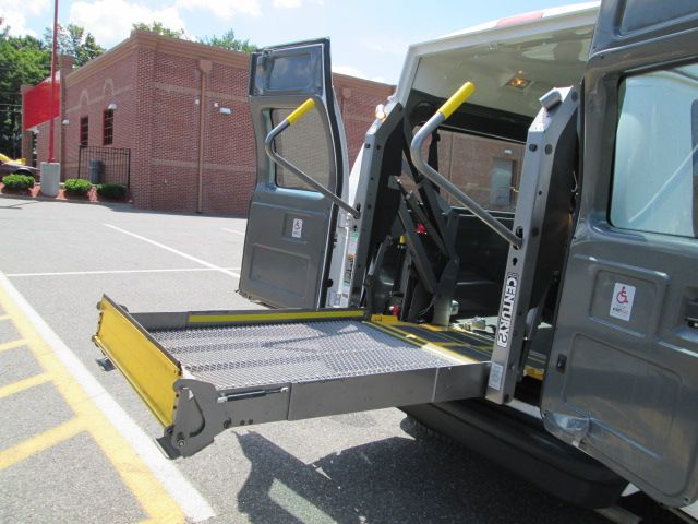 2008 Ford Econoline Awd-turbo