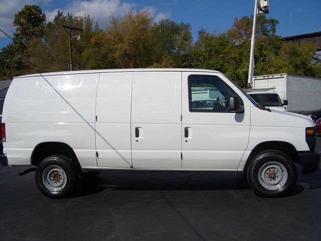2008 Ford Econoline Awd-turbo