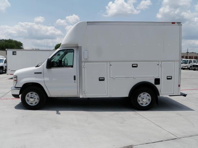 2008 Ford Econoline 560 SEL TRIM