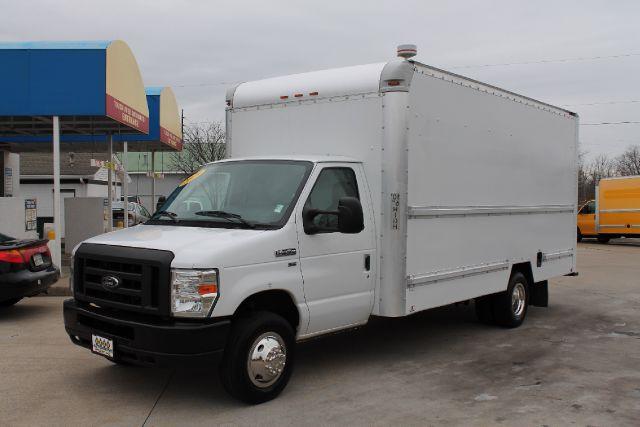 2009 Ford Econoline Dbl 5.7L FFV V8 6-spd AT
