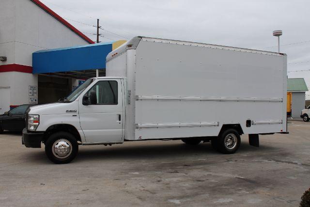 2009 Ford Econoline Dbl 5.7L FFV V8 6-spd AT