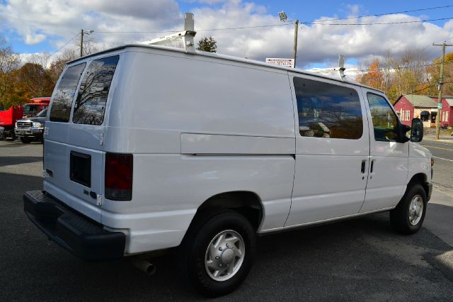 2009 Ford Econoline GT Deluxe Bullitt