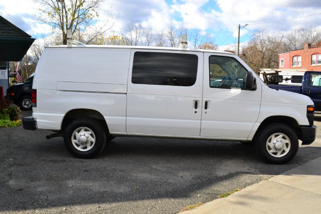 2009 Ford Econoline GT Deluxe Bullitt
