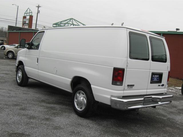 2009 Ford Econoline Unknown
