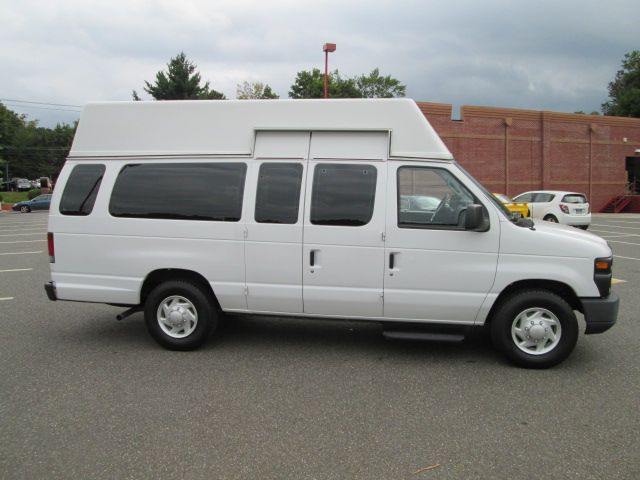 2009 Ford Econoline 2dr I4 Auto EX-L PZEV