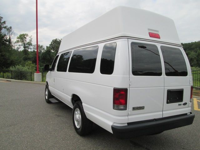 2009 Ford Econoline 2dr I4 Auto EX-L PZEV
