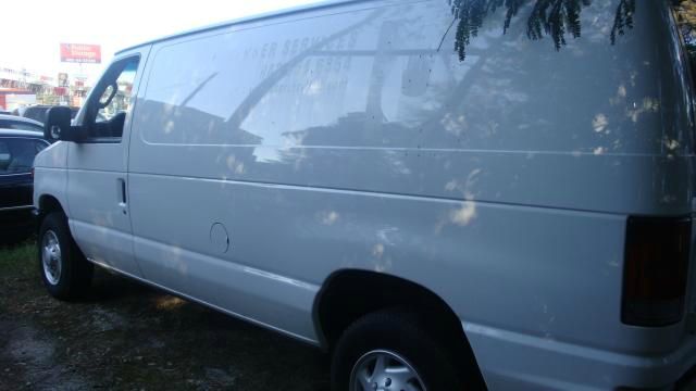2009 Ford Econoline SE Truck