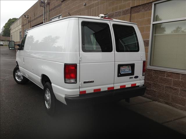 2009 Ford Econoline OR 2WD