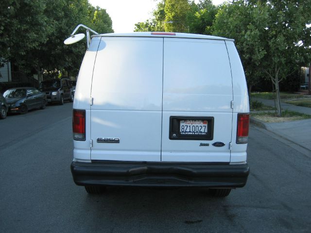 2010 Ford Econoline Awd-turbo