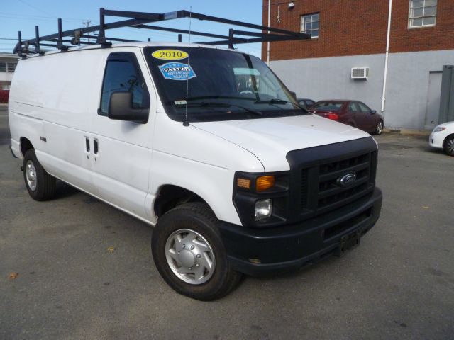 2010 Ford Econoline GT Deluxe Bullitt