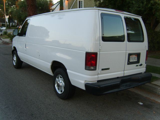 2010 Ford Econoline SE Truck