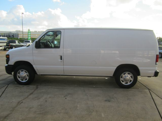 2010 Ford Econoline SE Truck