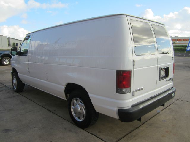 2010 Ford Econoline SE Truck