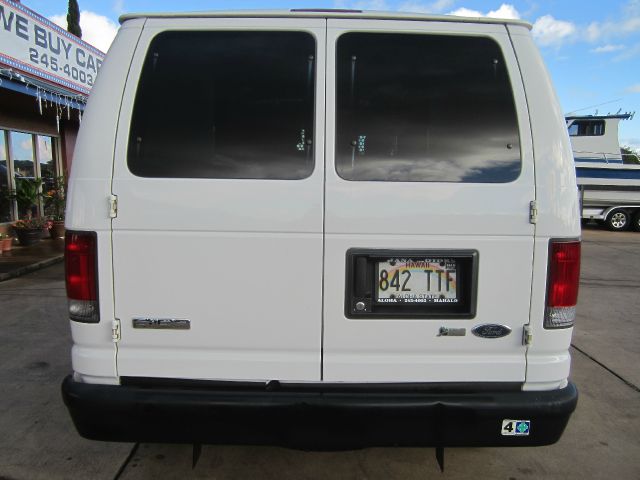 2010 Ford Econoline SE Truck