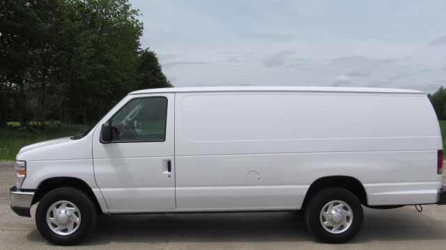 2011 Ford Econoline 2dr I4 Auto EX-L PZEV