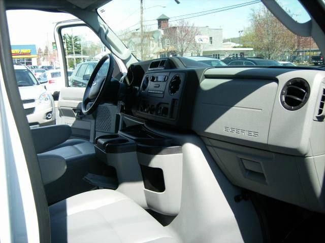 2011 Ford Econoline SE Truck