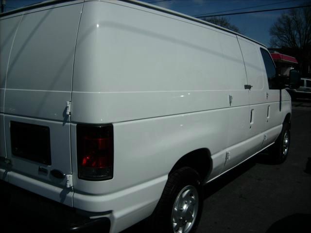 2011 Ford Econoline SE Truck