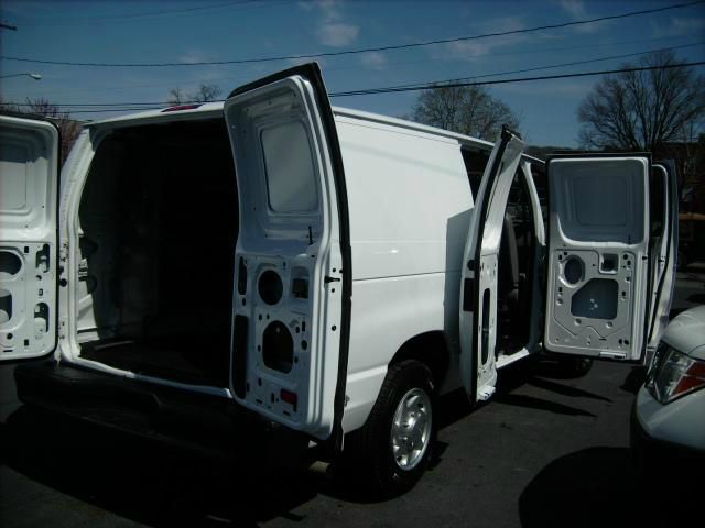 2011 Ford Econoline SE Truck
