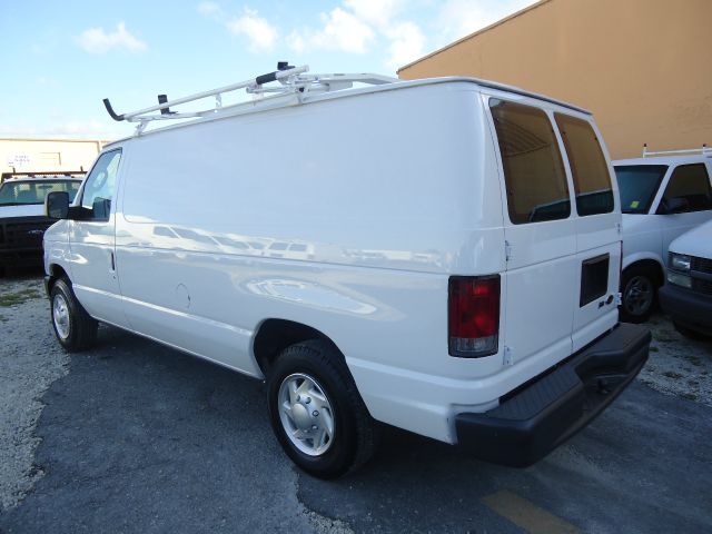 2011 Ford Econoline Lariat Quad Cab 4x4