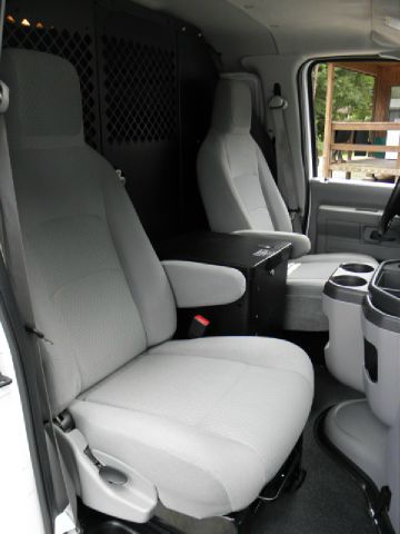 2011 Ford Econoline Awd-turbo