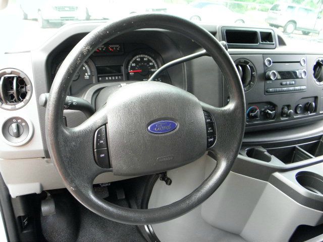 2011 Ford Econoline Awd-turbo