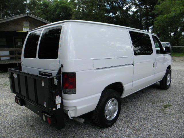 2011 Ford Econoline Awd-turbo
