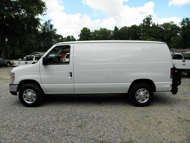 2011 Ford Econoline Awd-turbo