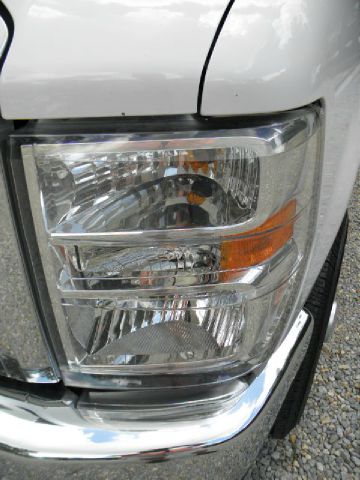 2011 Ford Econoline Awd-turbo