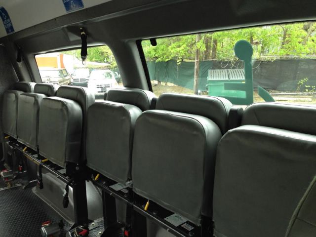 2011 Ford Econoline 2dr Cpe V6 Manual GT