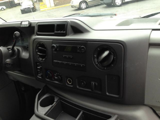 2011 Ford Econoline 2dr Cpe V6 Manual GT