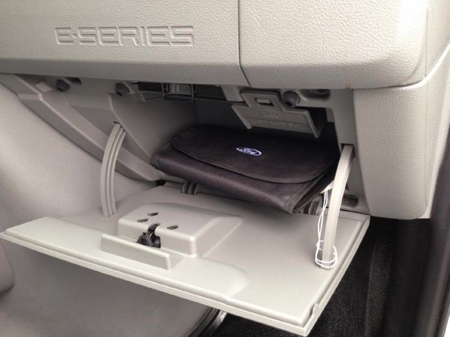 2011 Ford Econoline 2dr Cpe V6 Manual GT