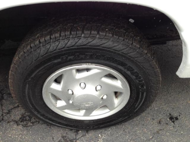 2011 Ford Econoline 2dr Cpe V6 Manual GT