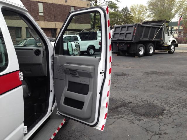 2011 Ford Econoline 2dr Cpe V6 Manual GT