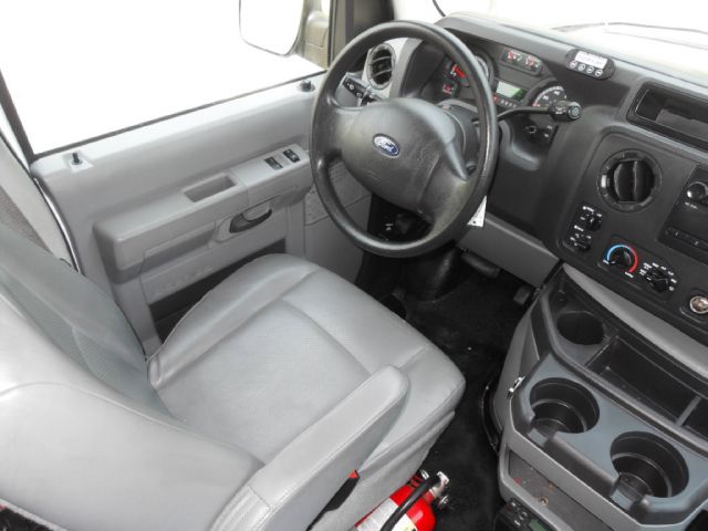 2011 Ford Econoline Luxury AWD Nav