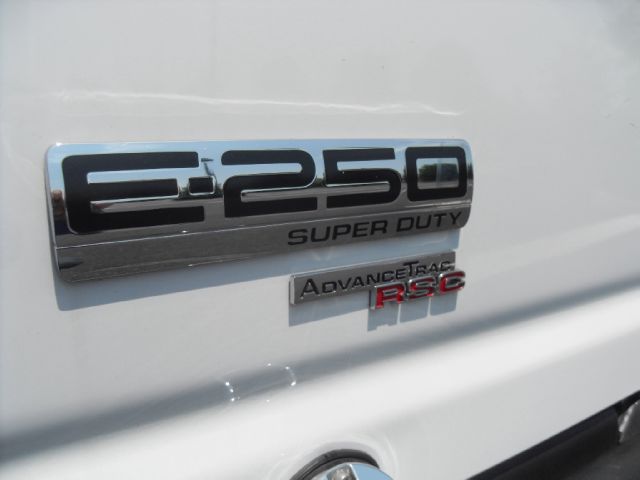 2011 Ford Econoline Luxury AWD Nav