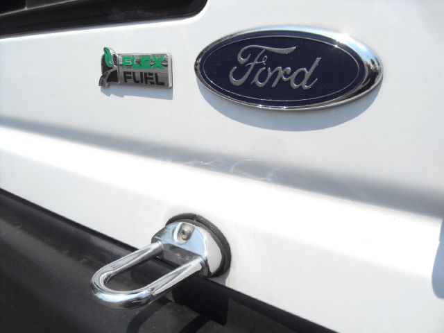 2011 Ford Econoline Luxury AWD Nav