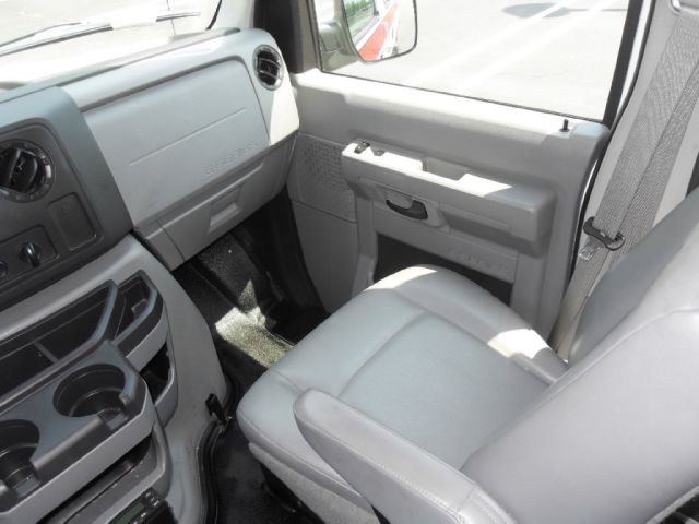 2011 Ford Econoline Luxury AWD Nav