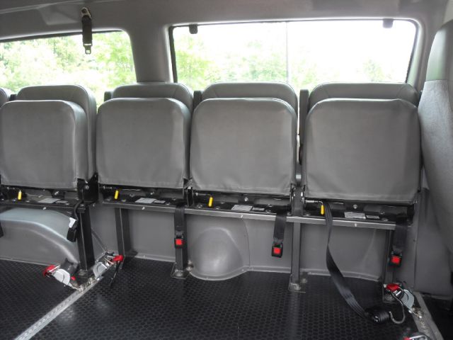 2011 Ford Econoline Luxury AWD Nav