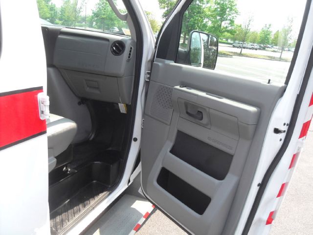 2011 Ford Econoline Luxury AWD Nav
