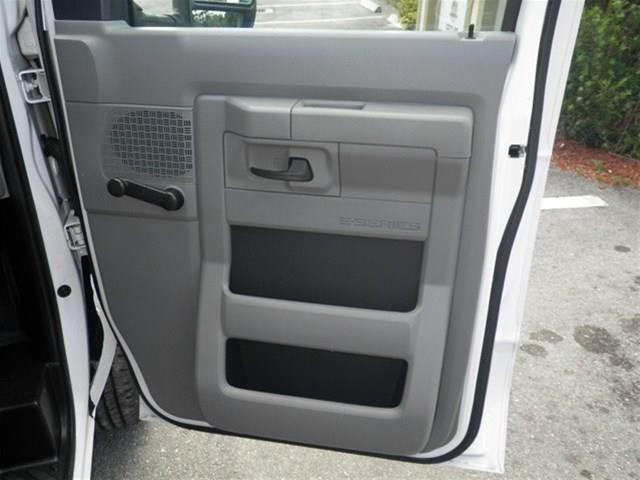 2011 Ford Econoline Manual