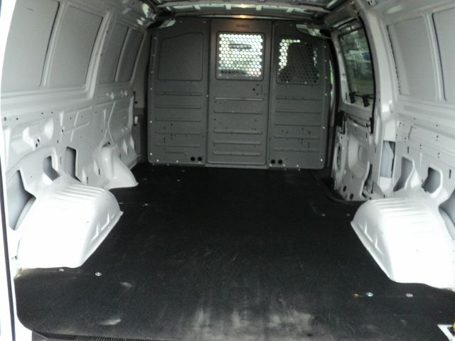 2011 Ford Econoline SE Truck