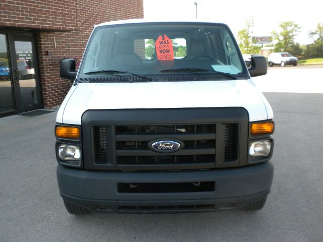 2013 Ford Econoline Awd-turbo