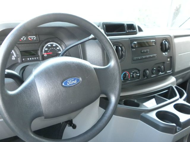 2013 Ford Econoline Awd-turbo