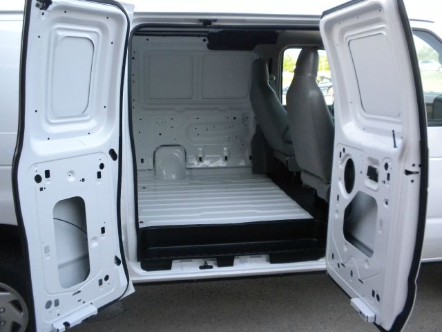2013 Ford Econoline Awd-turbo
