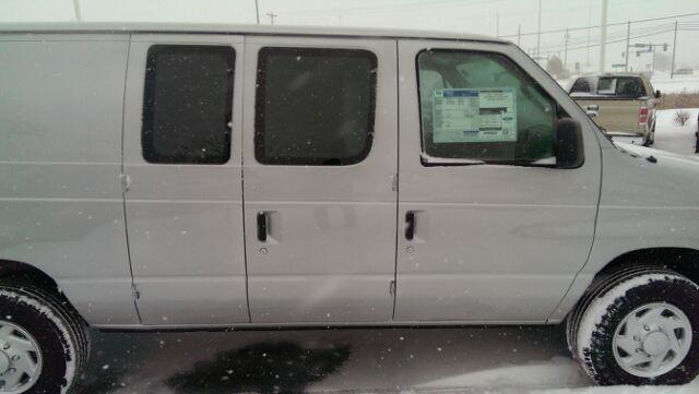 2014 Ford Econoline Unknown